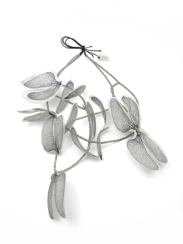 C4E necklace Dragonflay nest